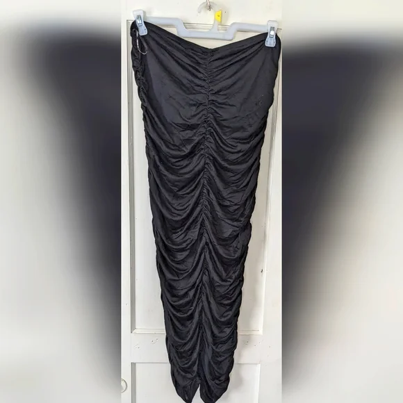 Forever 21+ Women's Strapless Ruched Dress - Picture 2 of 10